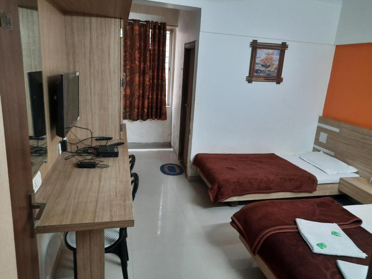 Hotel S K Palace Mahabaleshwar Room photo